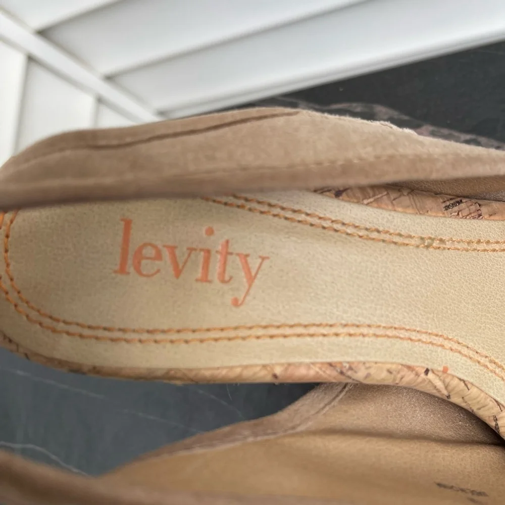 LEVITY women wedge platform sandals cork espadrilles leather suede Sz 7